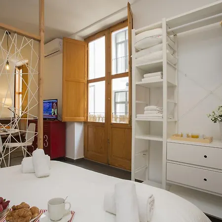 Collado Apartman *