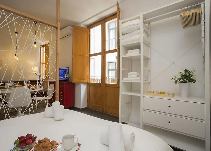 Collado Apartment *